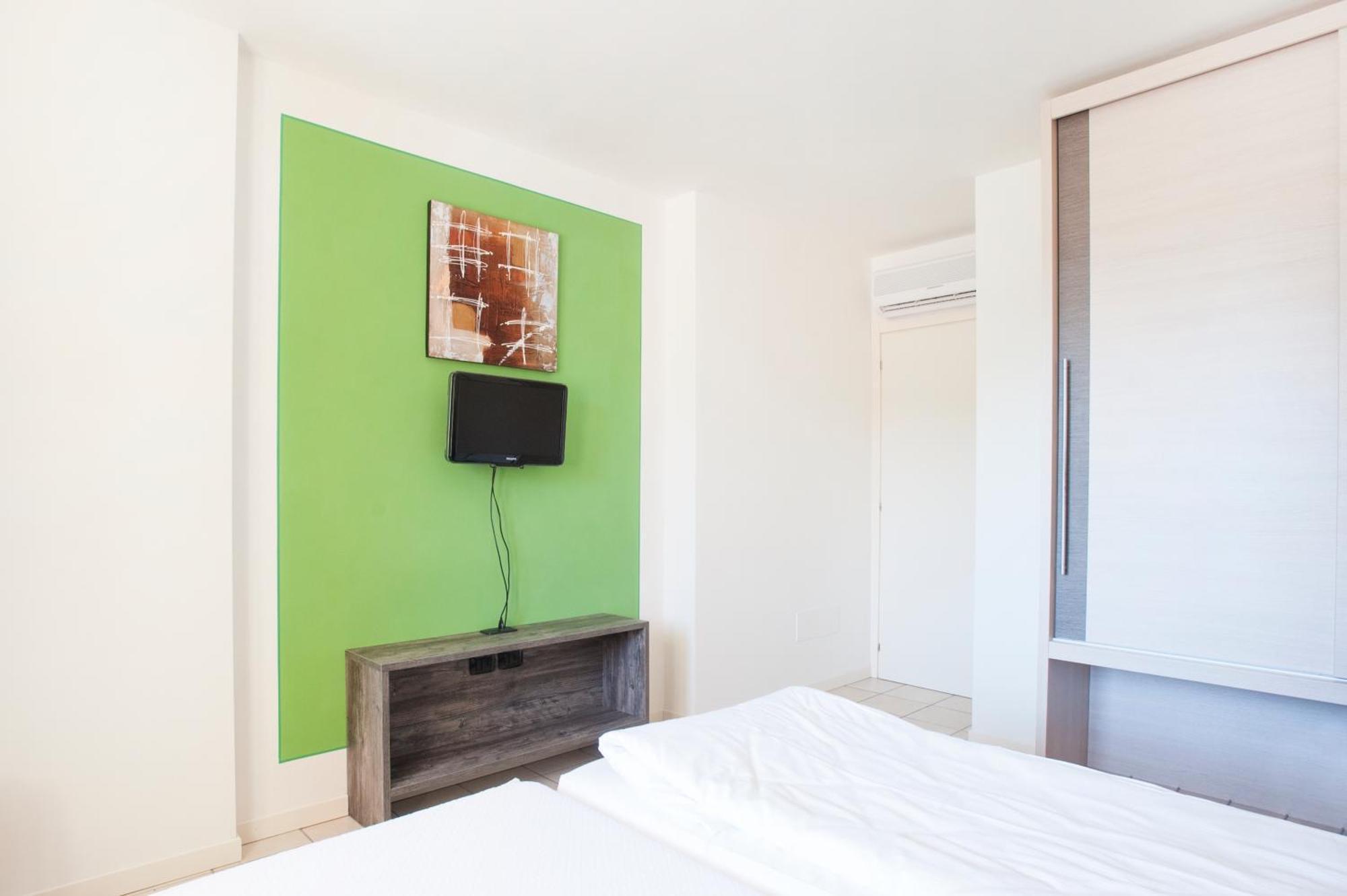 Residence Maroadi Torbole Sul Garda Exterior foto