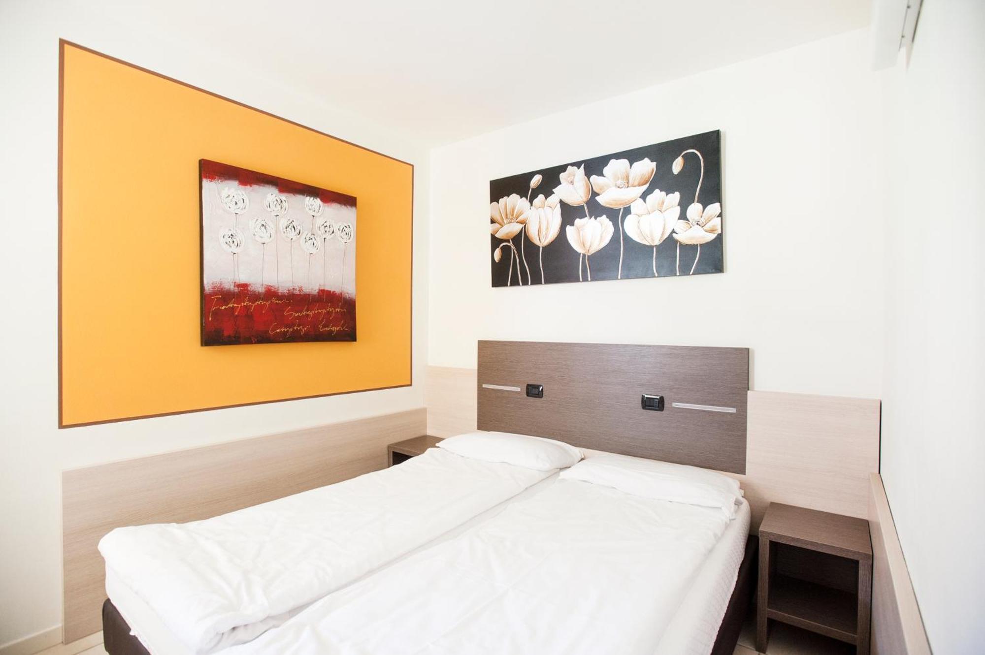 Residence Maroadi Torbole Sul Garda Exterior foto