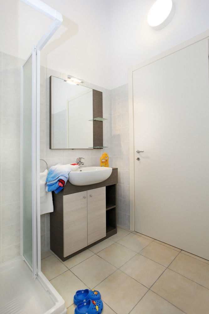 Residence Maroadi Torbole Sul Garda Exterior foto